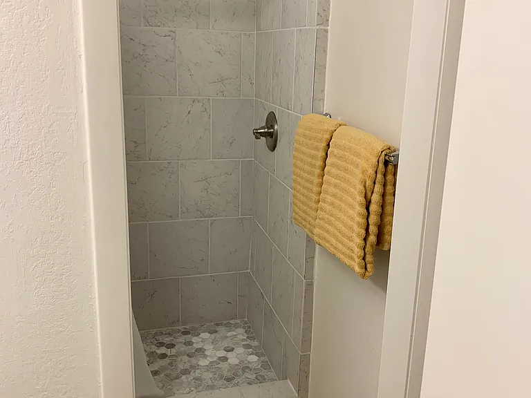 120 Country Club Dr #29 — Photo 13