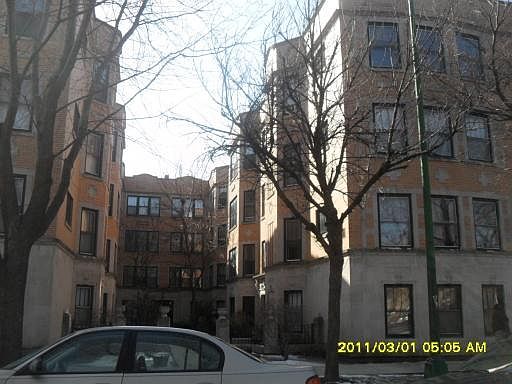 1st image of 1219 W Granville Ave APT 3B