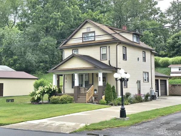 1150 Cabbage Creek Rd, Roaring Spring, PA 16673