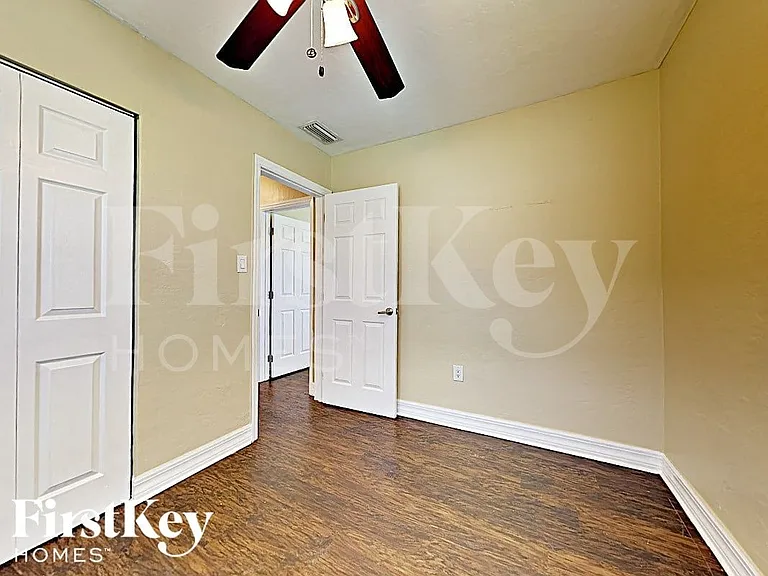 22162 Belinda Ave — Photo 12