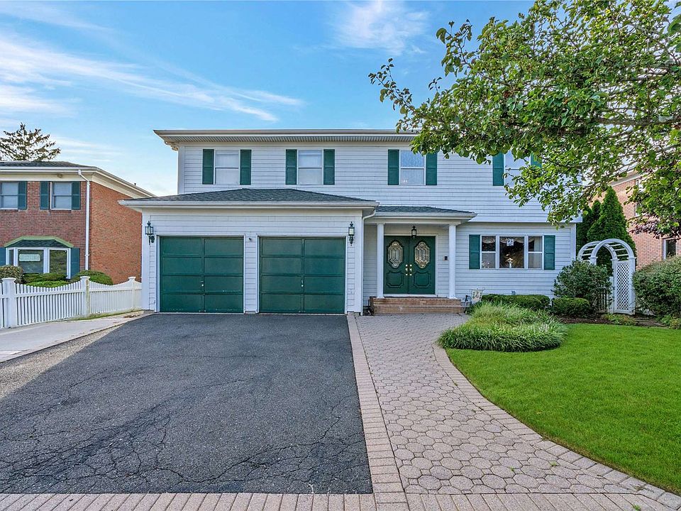 1st image of 6 Melton Dr W