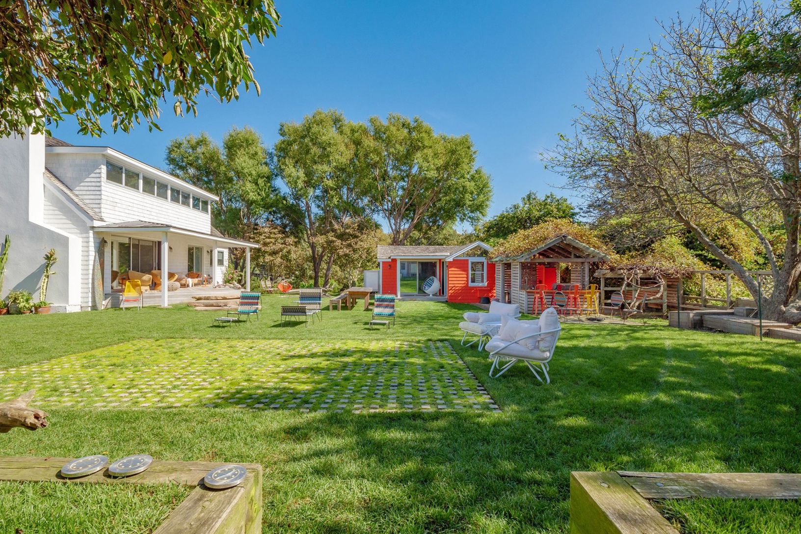  Communal Garden