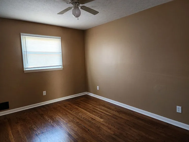 4306 Shady Villa Dr — Photo 48