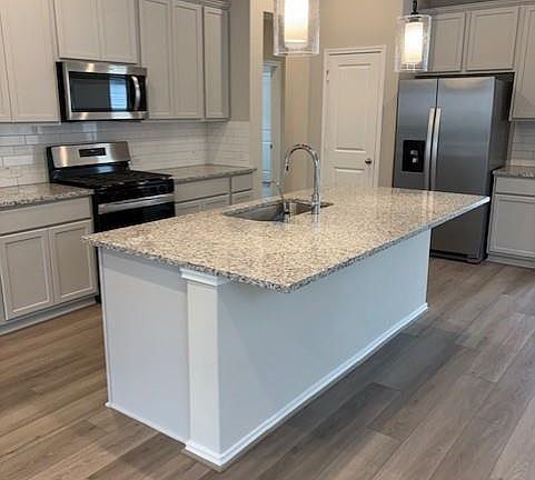 3rd image of 31964 Retama Ranch Ln