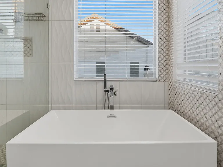 108 Milicity Rd — Photo 32