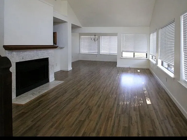 707 Argone Ct — Photo 5