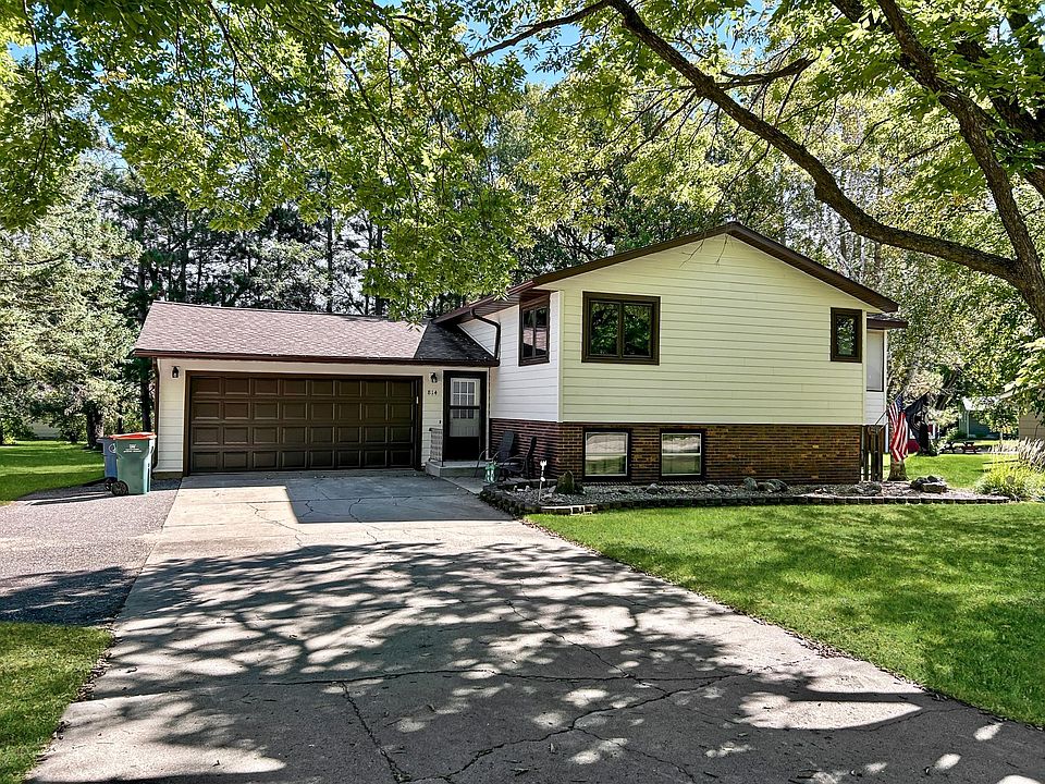 1st image of 814 10th St SW