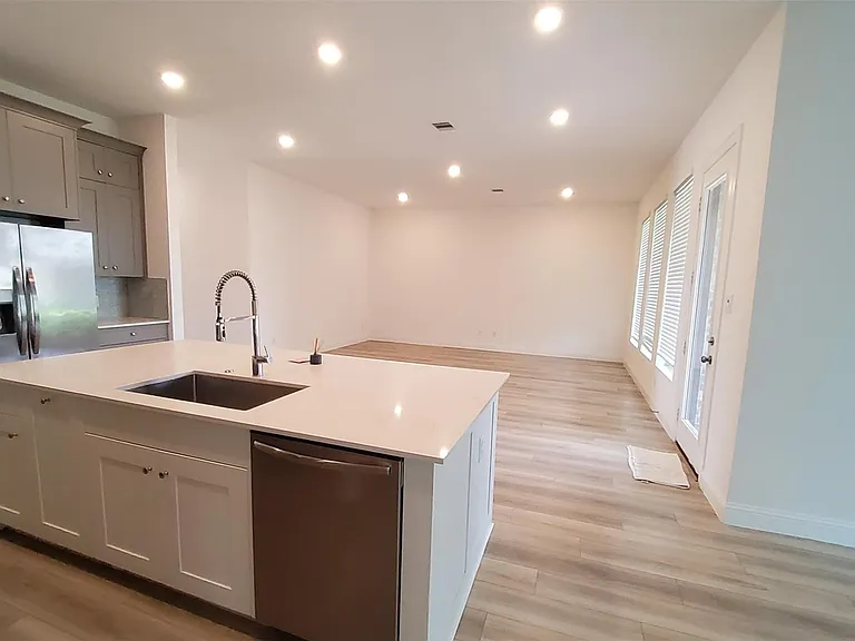 30607 Bahia Oak Bnd — Photo 40