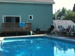 29 3rd St, Somersworth, NH 03878