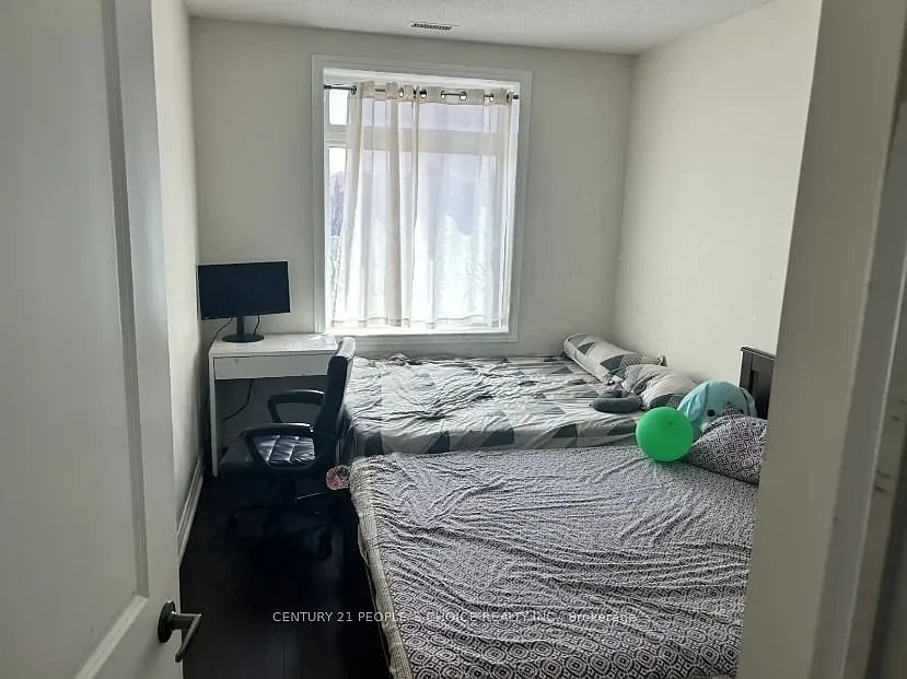 2 bed, $2,350 — Photo 3