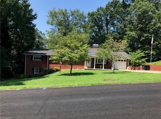 2024 Brook Dr, Asheboro, NC 27205