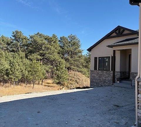 4th image of 3715 El Rancho Way