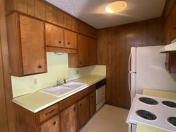 5th image of 1007 Cedar St APT 7