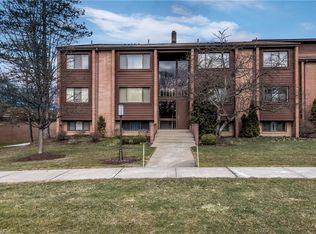 951 Canyon View Rd UNIT 951-304, Northfield, OH 44067