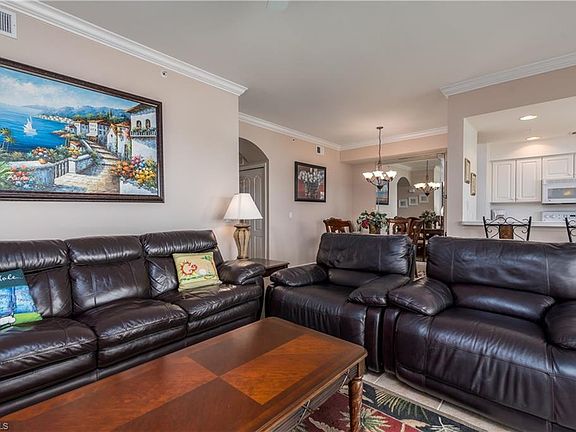 5th image of 10370 Washingtonia Palm Way APT 4337