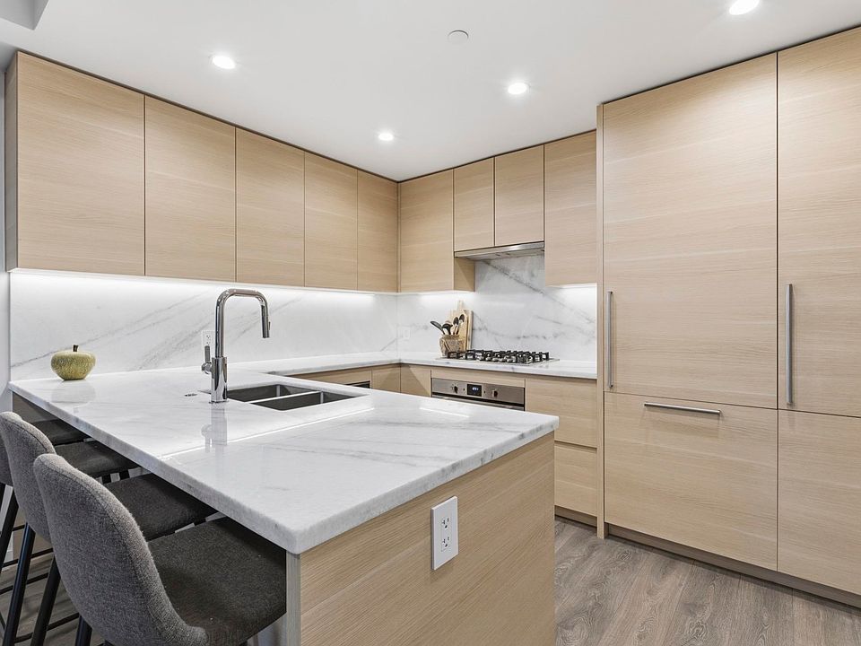 1st image of 308 Morrissey Rd #308