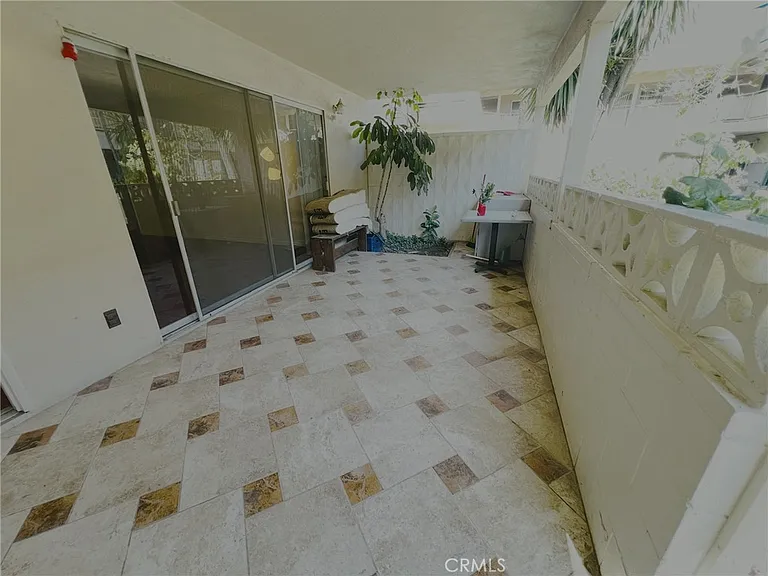 471 W Duarte Rd #110 — Photo 20
