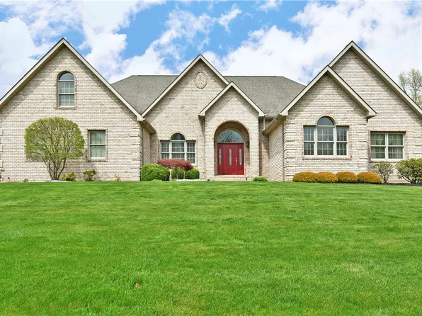 3461 Silver Ridge Ct, Hermitage, PA 16148