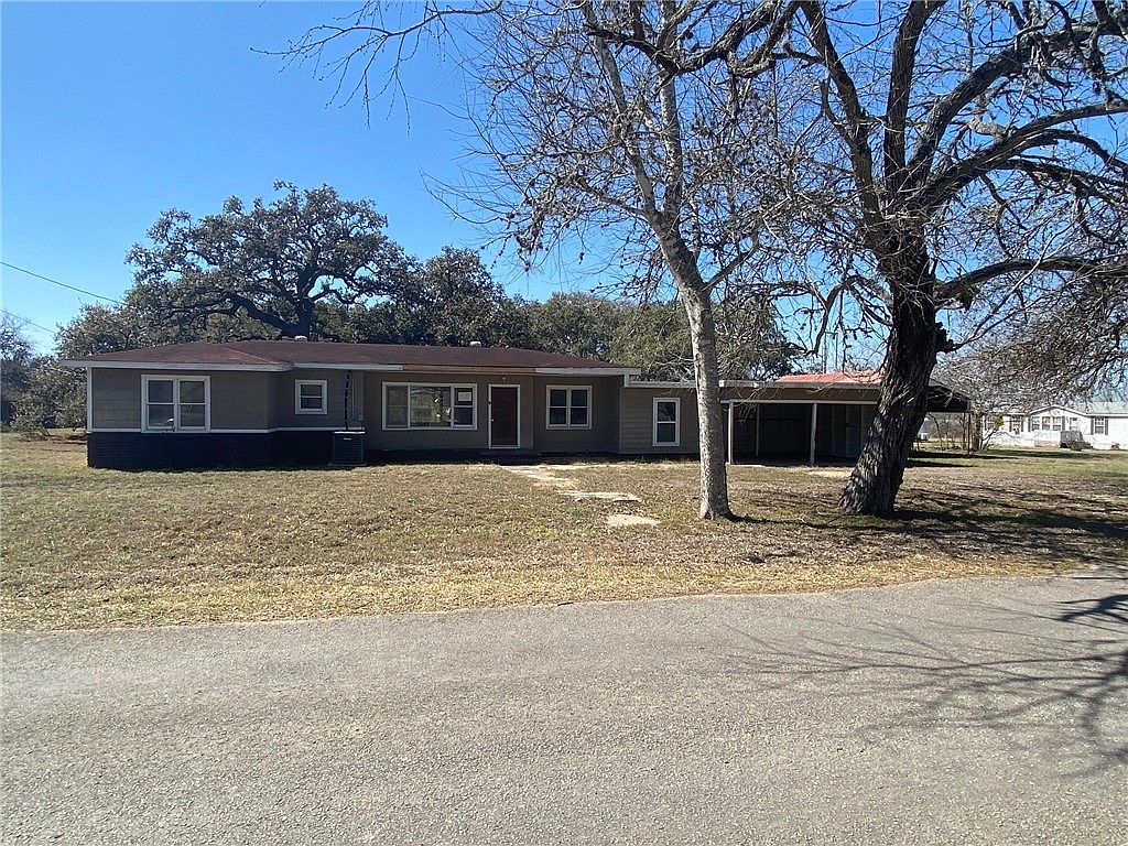 321 N Damron St, Tuleta, TX 78162 Zillow
