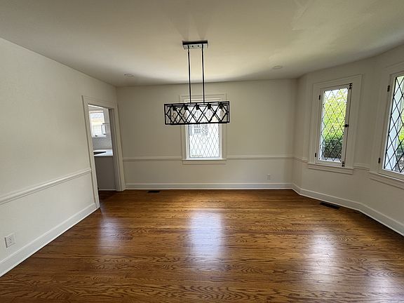 3rd image of 2904 Riedling Dr