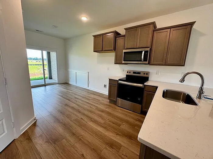 27557 Brisk Dr — Photo 7