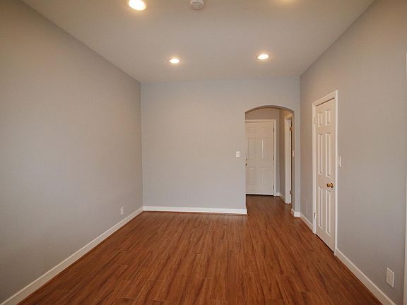 3rd image of 777 S Westmoreland Ave APT 309