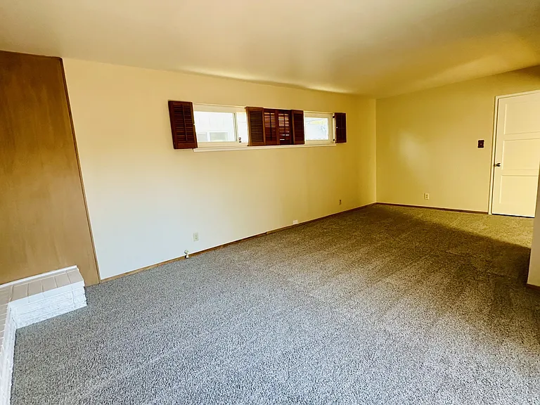 3178 Hillview Ct — Photo 10