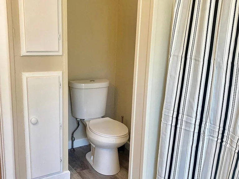 321 Main St #1 — Photo 36