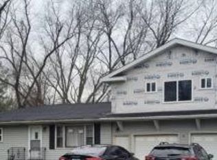 1570 Coleman St, Porter, IN 46304