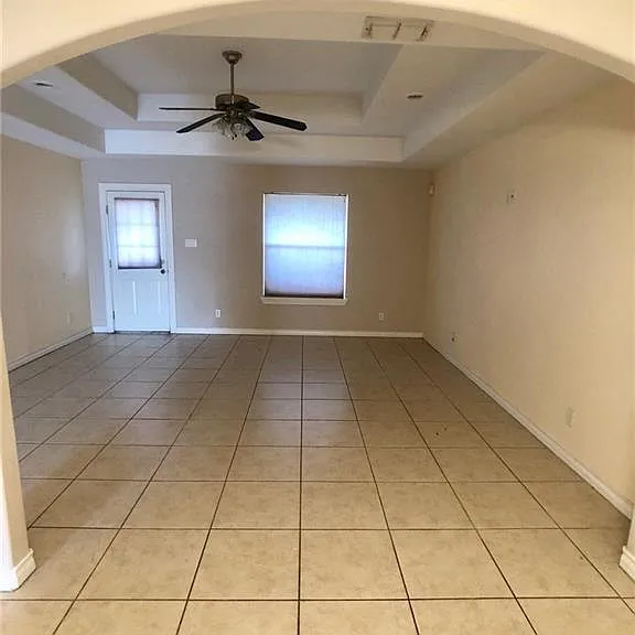 3835 Frontier Dr — Photo 12