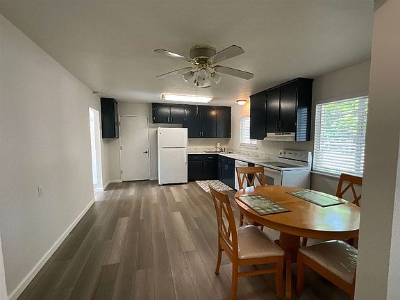 3rd image of 307 Anderson St