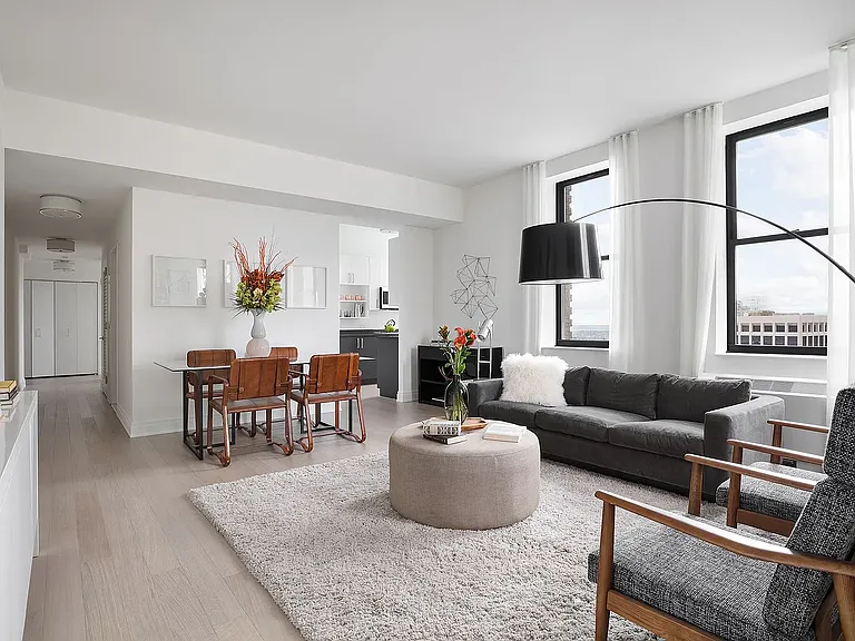 70 Pine St #Penthouse 5902 — Photo 1