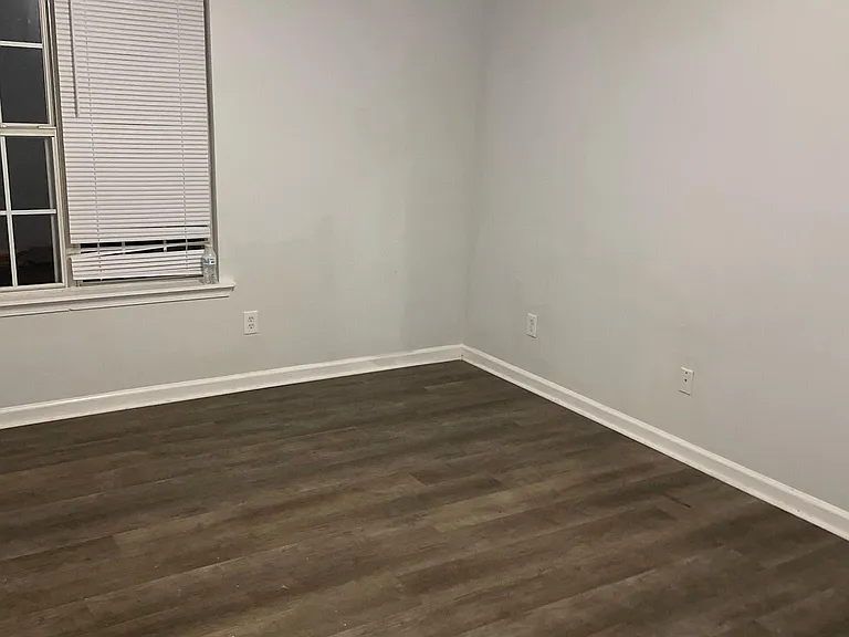 697 Keats Ct — Photo 7