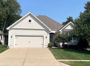 13653 Manor Rd, Leawood, KS 66224
