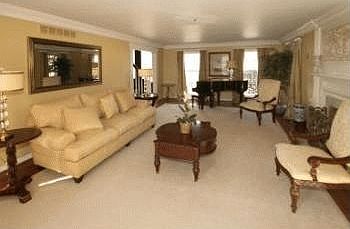 4th image of 8335 Old Hickory Dr