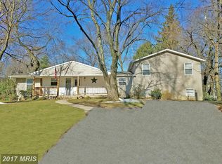 19 River Dr, Severna Park, MD 21146