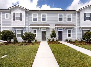 321 Annies Pl, Jacksonville, FL 32218