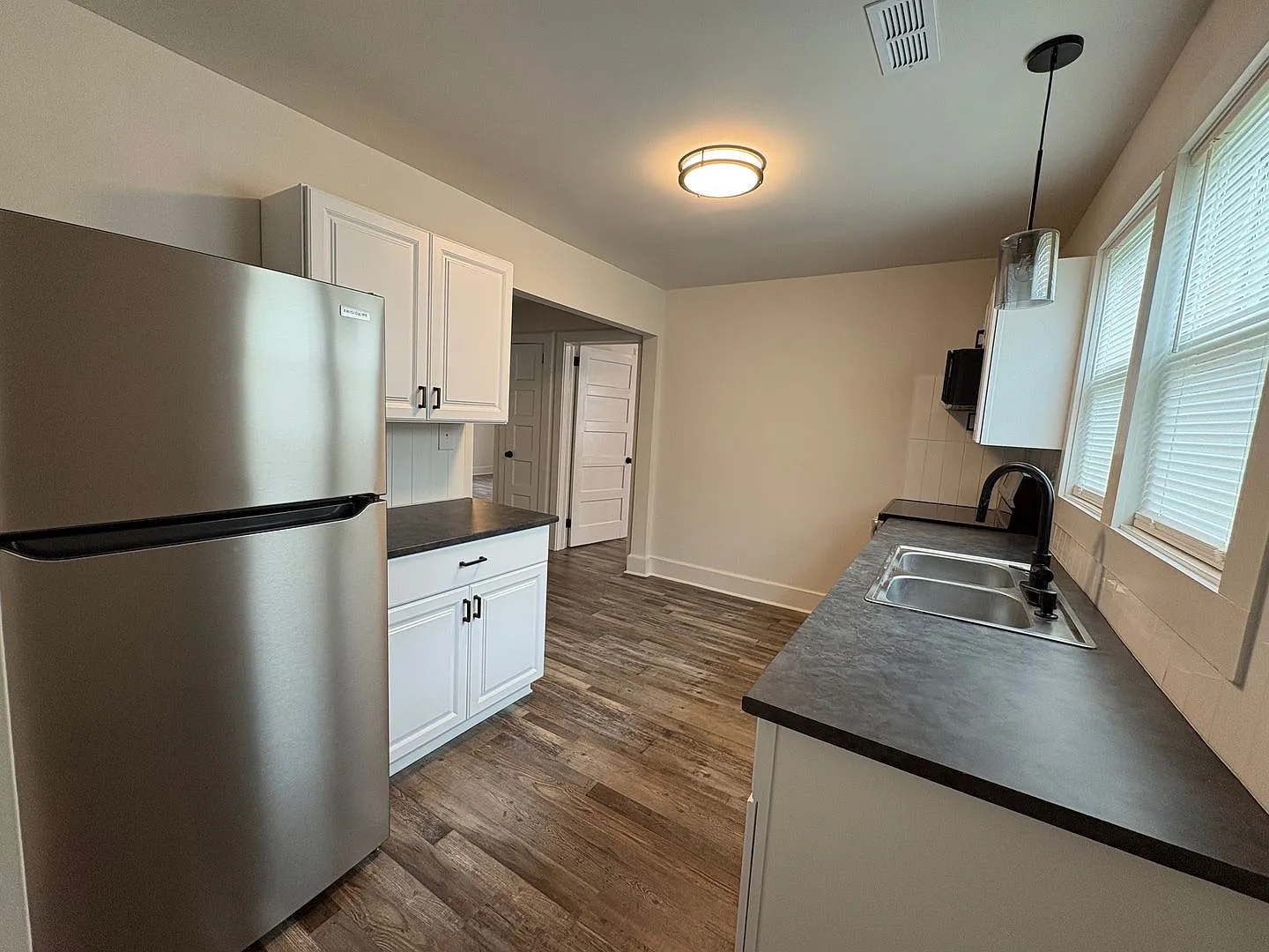 Charming 2BR/1BA Home — Photo 4