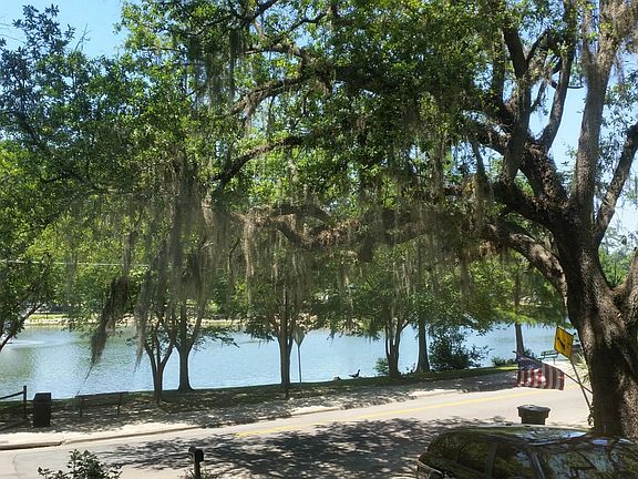 2nd image of 1601 Lake Ella Dr