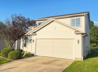 5285 Deer Trace Dr, Kent, OH 44240