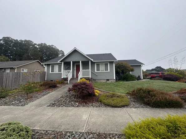 1355 Underwood Rd, McKinleyville, CA 95519