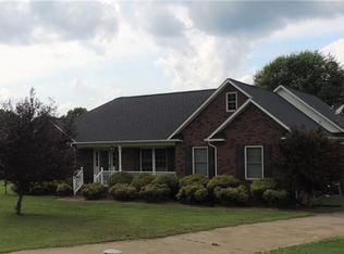 103 Willcort Dr, Kings Mountain, NC 28086