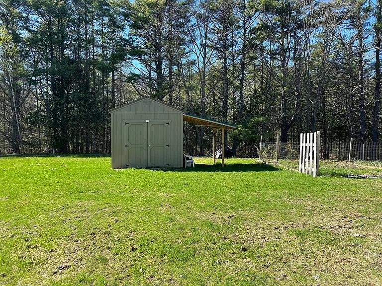 63 Webster Rd — Photo 42