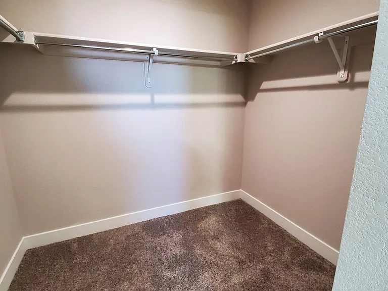 1721 Westward Cir #3 — Photo 10