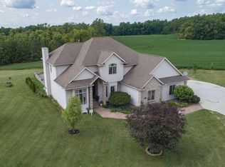 2472 W Waymire Rd, Pleasant Lake, IN 46779