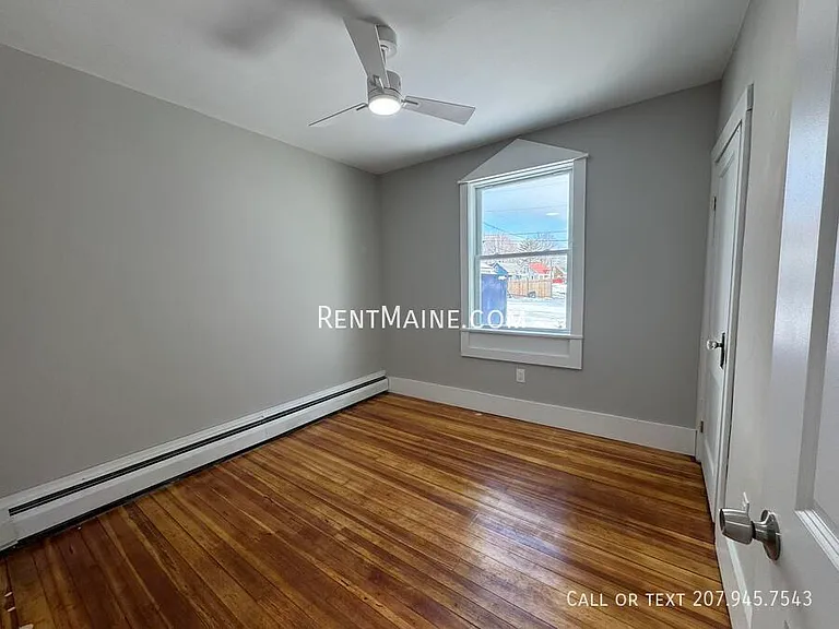 6 Woodman Ave #1 — Photo 6
