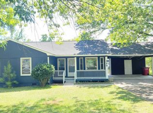 423 Edgewater Cir, Macon, GA 31220