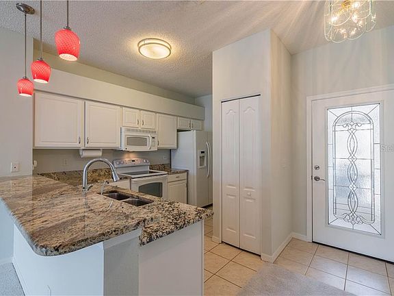 4th image of 742 Tremont Greens Ln #118