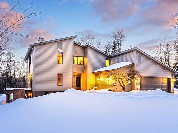 3rd image of 1722 North Rd