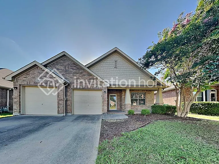 510 Maplewood Dr — Photo 1